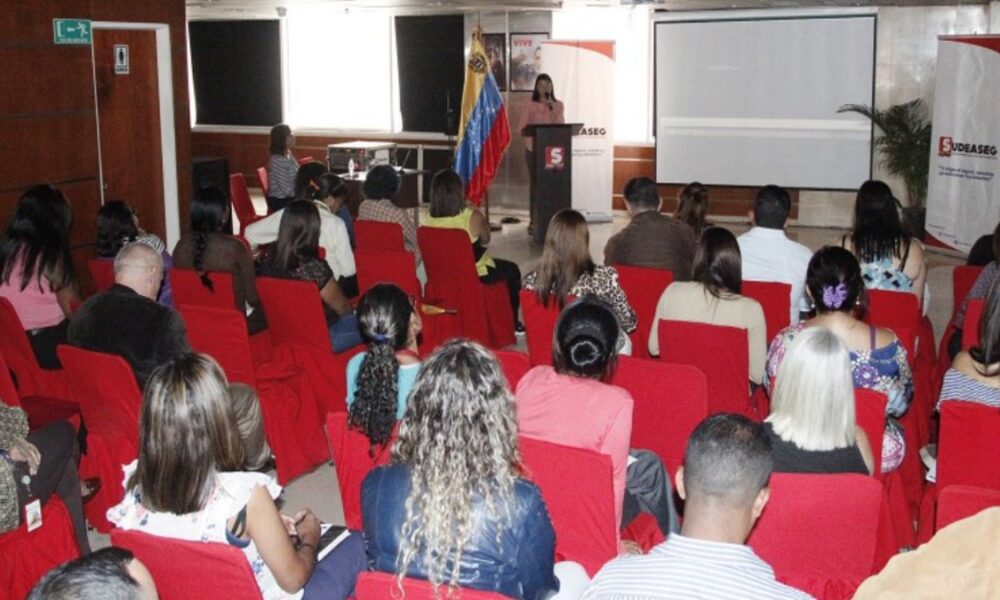 Sudeaseg: último Examen de Competencia Profesional de 2023 será el 1 de diciembre.
