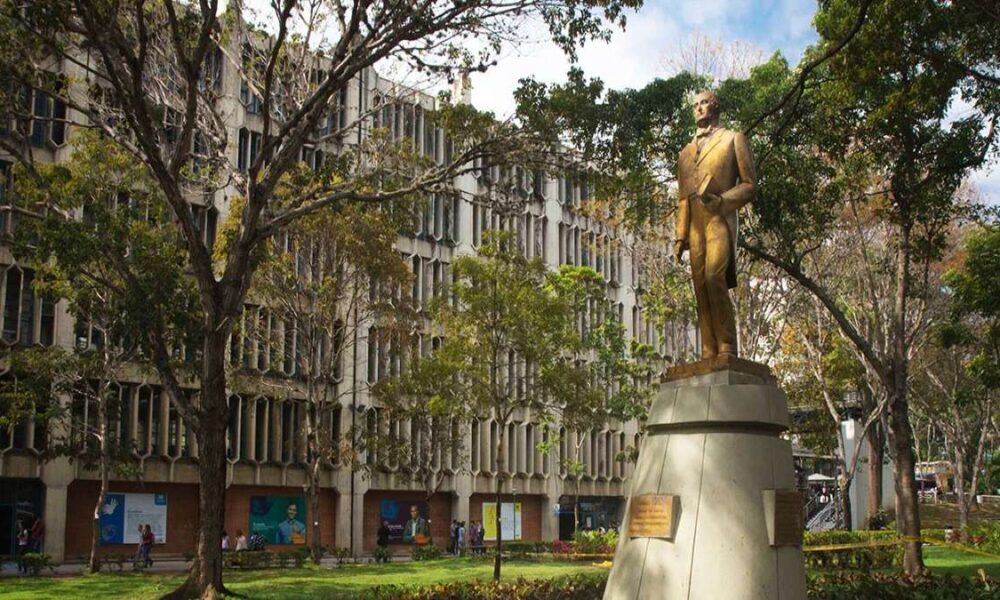 CIAP UCAB y Real Seguros realizarán Diplomado de Formación Profesional para el Intermediario de Seguros
