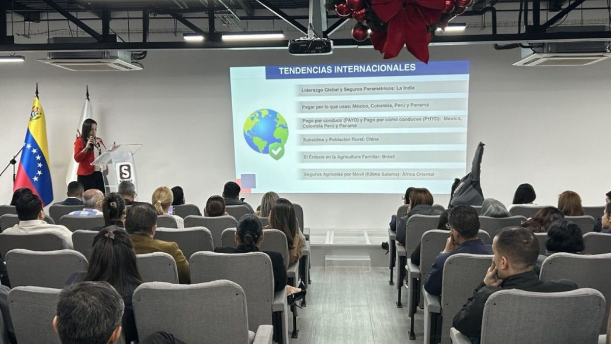 Sudeaseg promueve la innovación tecnológica en el diseño de seguros masivos en Venezuela